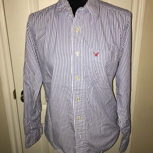 American Eagle Button Down